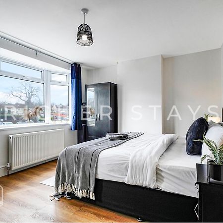 Watford Large 5Br Home - Contractors & Families Dış mekan fotoğraf