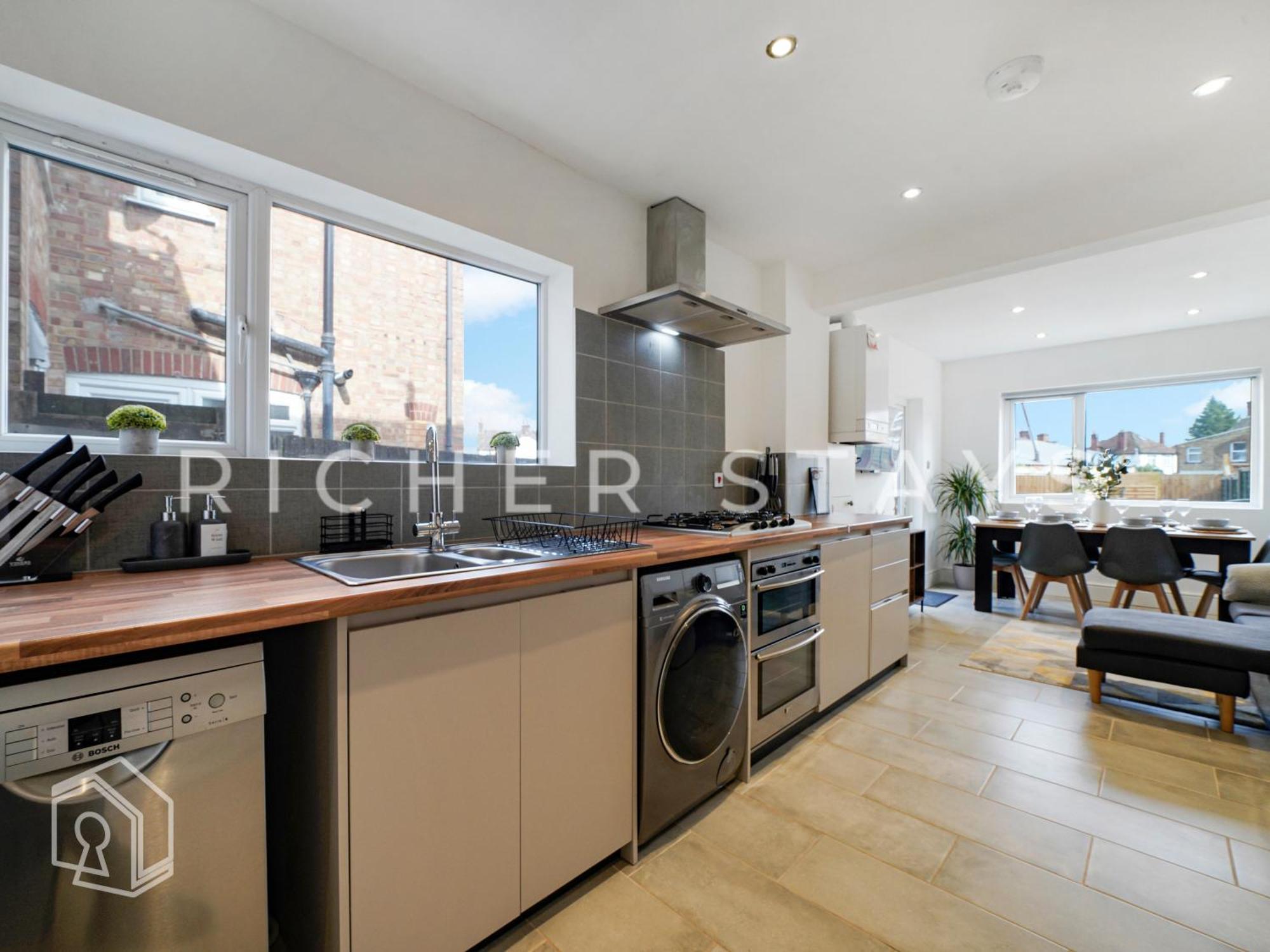 Watford Large 5Br Home - Contractors & Families Dış mekan fotoğraf